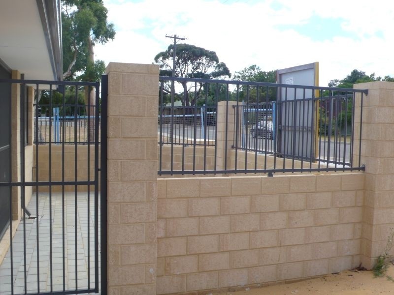 3/142 Owtram Street, Armadale WA 6112