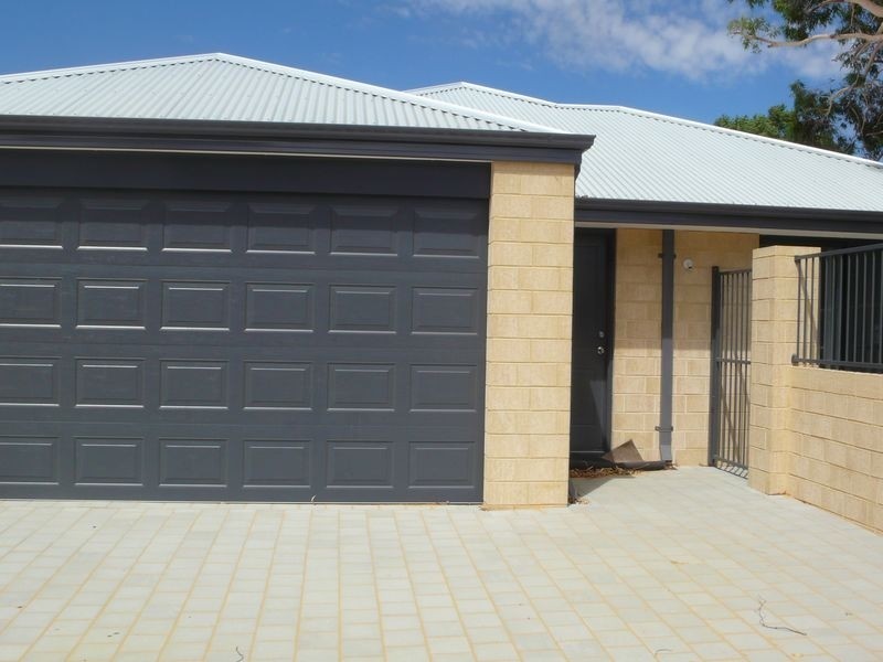 3/142 Owtram Street, Armadale WA 6112