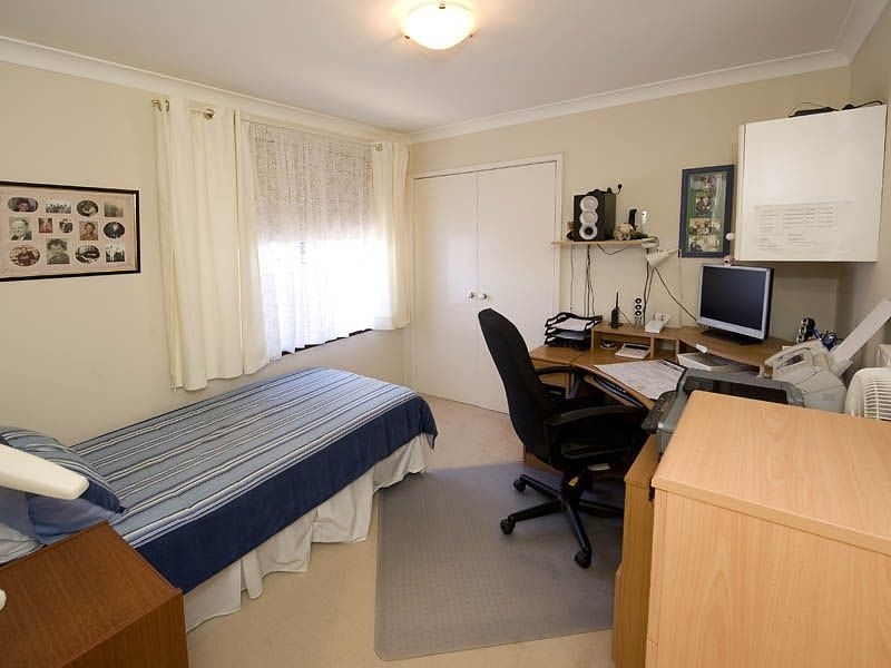 17 Chivalry Way, Thornlie WA 6108