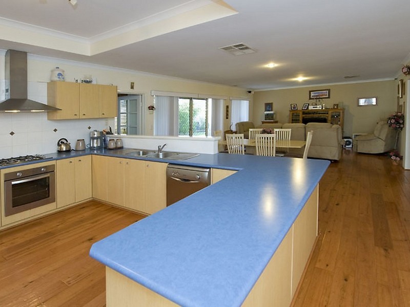 3 Adriatic Prom, Canning Vale WA 6155