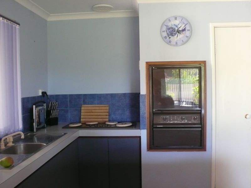 11 Brunswick Road, Thornlie WA 6108