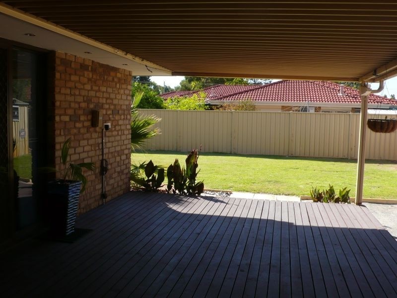 11 Brunswick Road, Thornlie WA 6108
