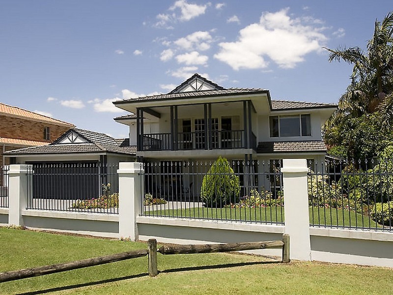 26 Irian Grove, Riverton WA 6148