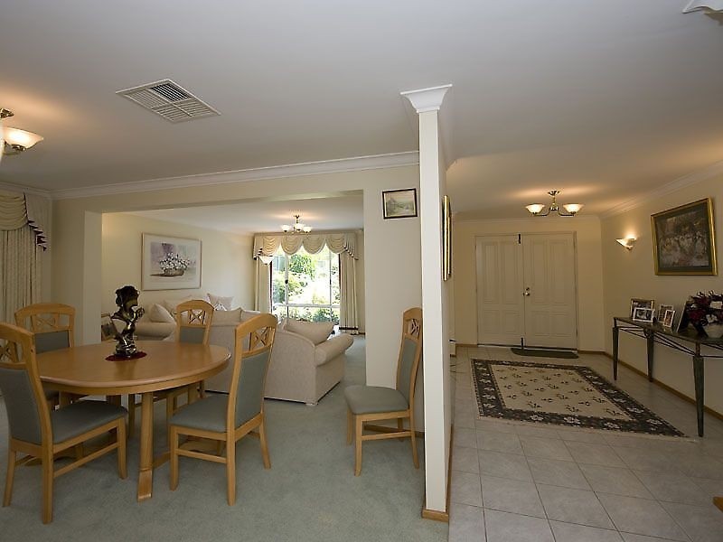 26 Irian Grove, Riverton WA 6148