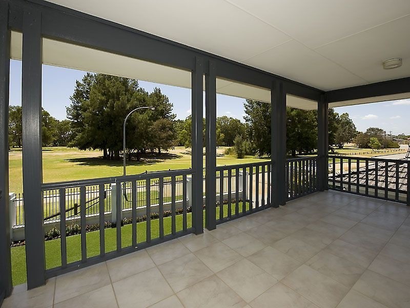 26 Irian Grove, Riverton WA 6148