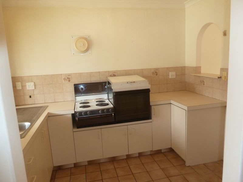 37/24 Southdown Place, Thornlie WA 6108