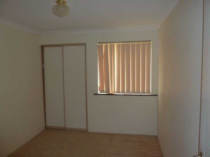 37/24 Southdown Place, Thornlie WA 6108