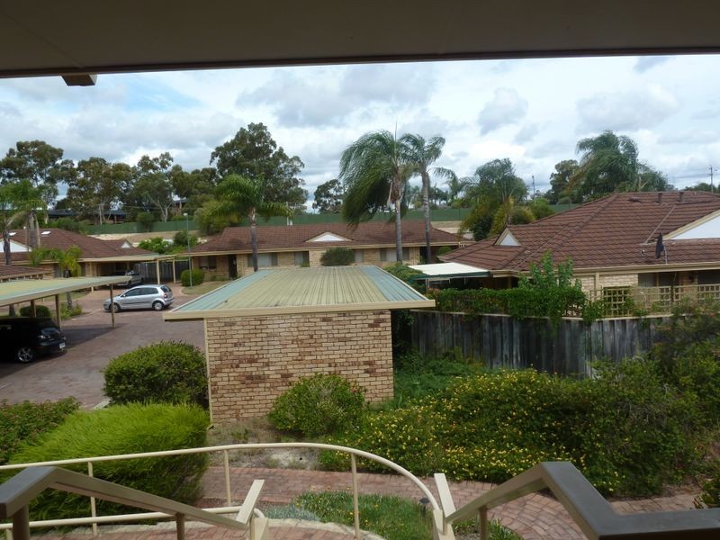 37/24 Southdown Place, Thornlie WA 6108