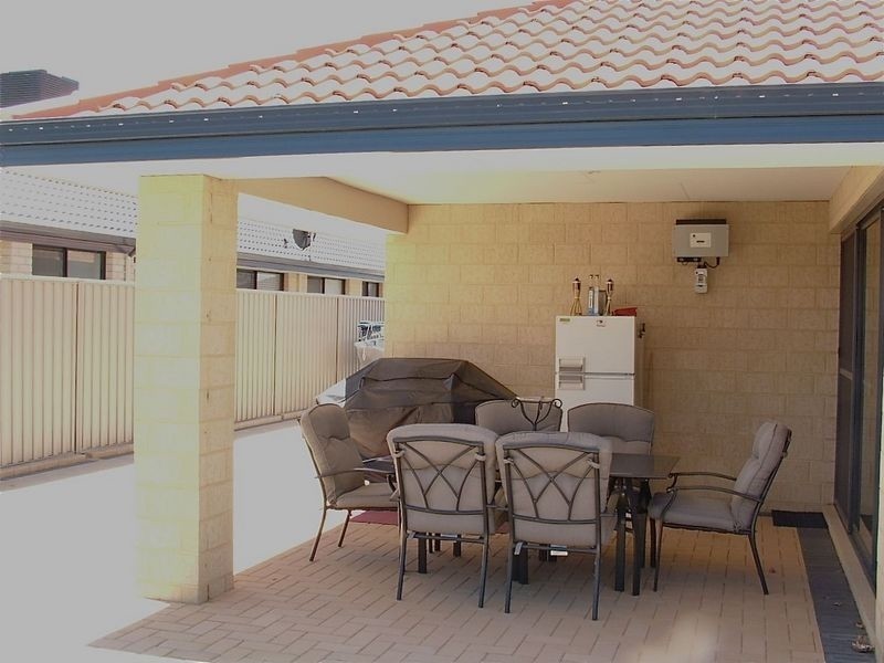 9 Tenterfield Green, Harrisdale WA 6112