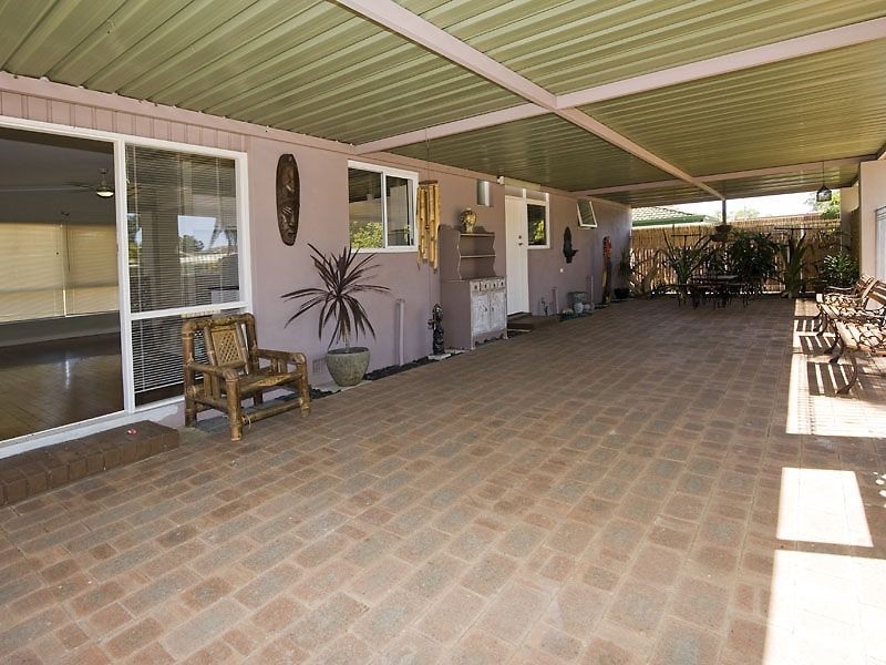 9 Stephenson Road, Gosnells WA 6110