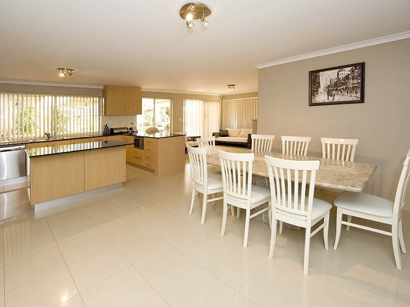 23 Barraberry Retreat, Canning Vale WA 6155
