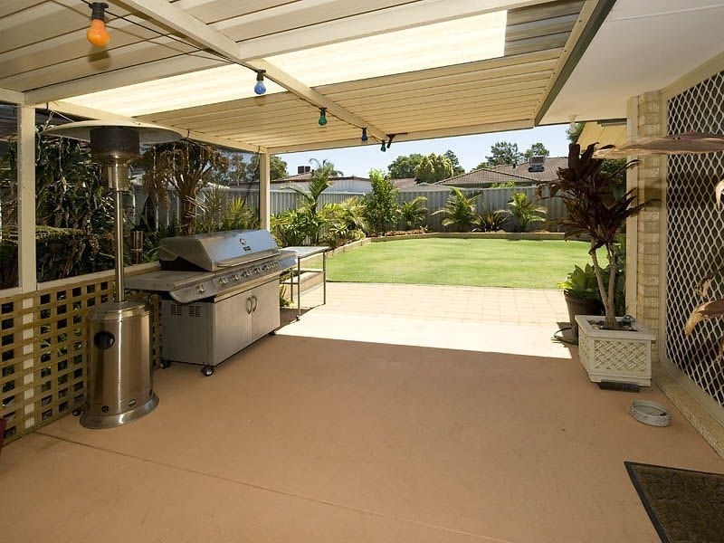 23 Barraberry Retreat, Canning Vale WA 6155