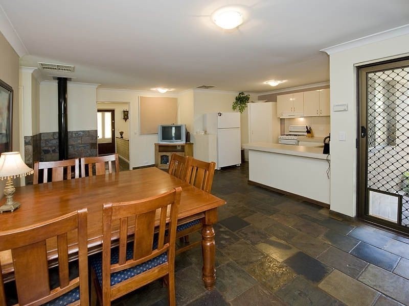 1 Young Street, Gosnells WA 6110