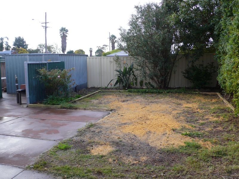 20 Whiteman Street, Thornlie WA 6108