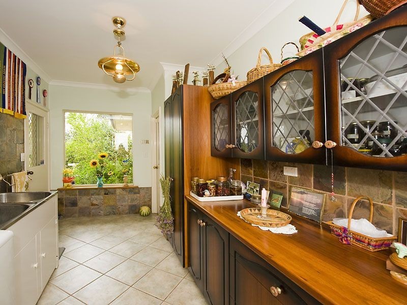 7 Willaring Drive, Beckenham WA 6107