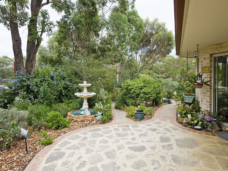 7 Willaring Drive, Beckenham WA 6107