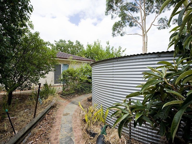 7 Willaring Drive, Beckenham WA 6107