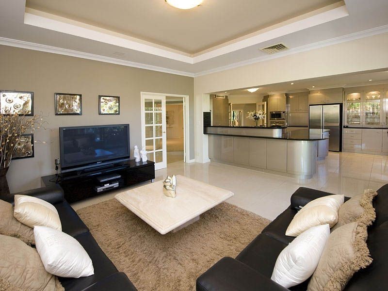30 West End Parade, Canning Vale WA 6155