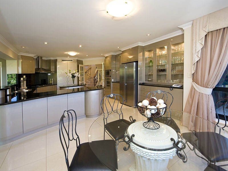 30 West End Parade, Canning Vale WA 6155