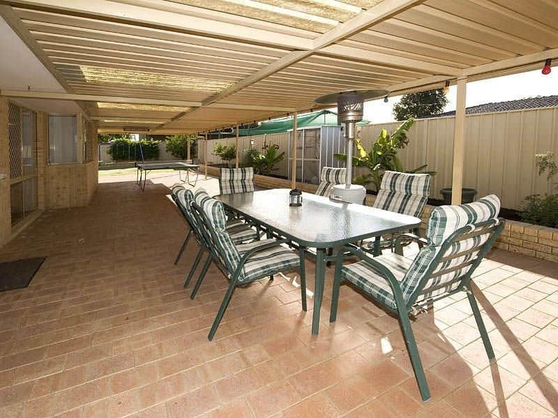 69 Flowerwood Way, Huntingdale WA 6110