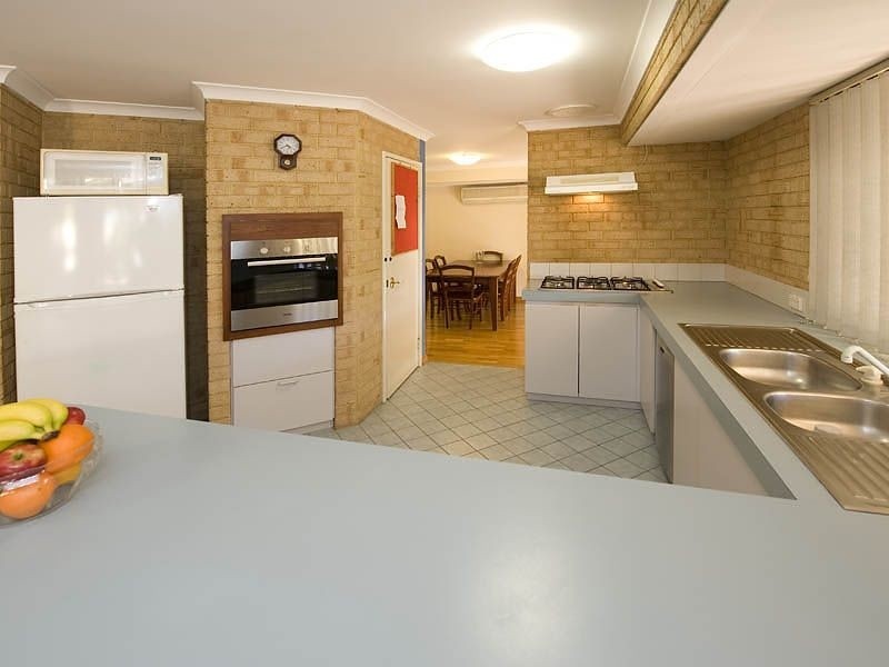 69 Flowerwood Way, Huntingdale WA 6110