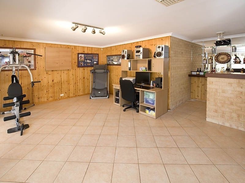 69 Flowerwood Way, Huntingdale WA 6110