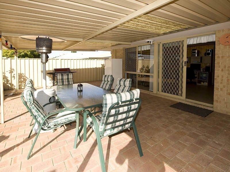 69 Flowerwood Way, Huntingdale WA 6110