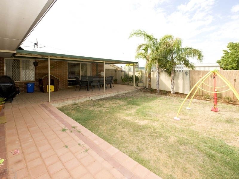 262 William Street, Beckenham WA 6107