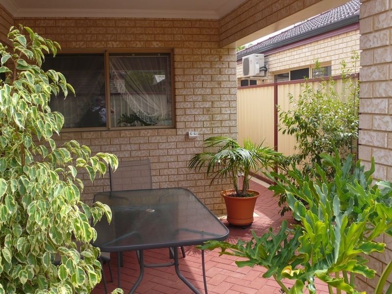 5/33-35 Connemara Drive, Thornlie WA 6108