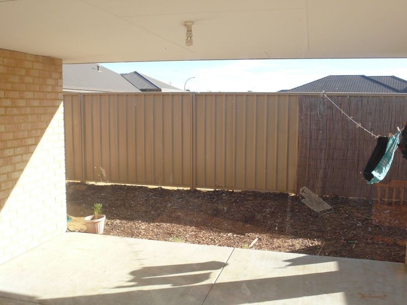 39 Chamberlain Street, Gosnells WA 6110