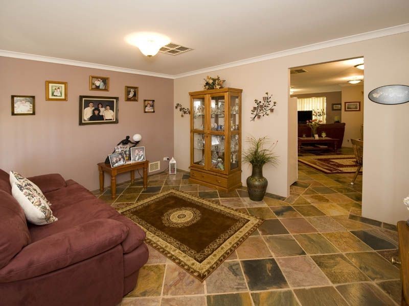 80 Gay Street, Huntingdale WA 6110