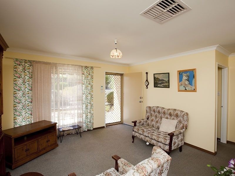 14/2 Attfield Street, Maddington WA 6109