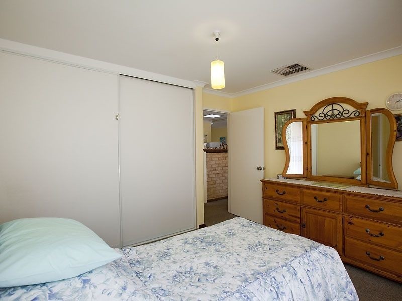 14/2 Attfield Street, Maddington WA 6109