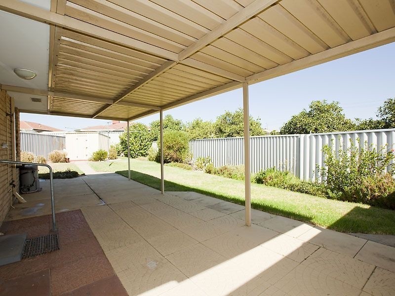 14/2 Attfield Street, Maddington WA 6109