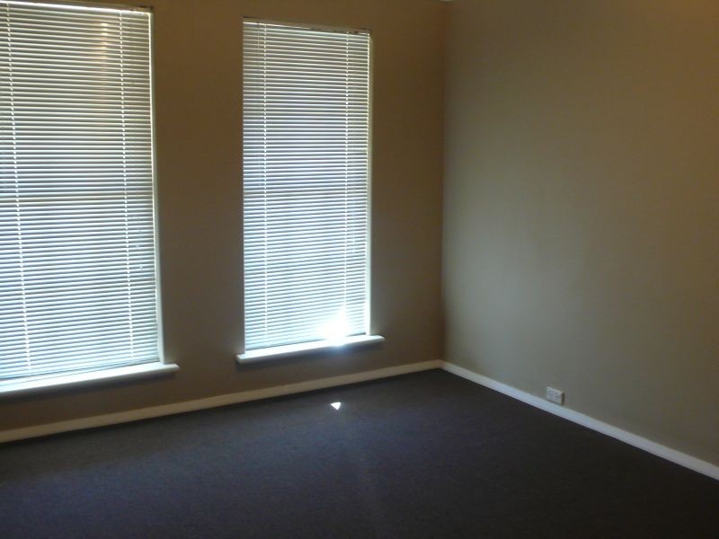 92 Hume Road, Thornlie WA 6108