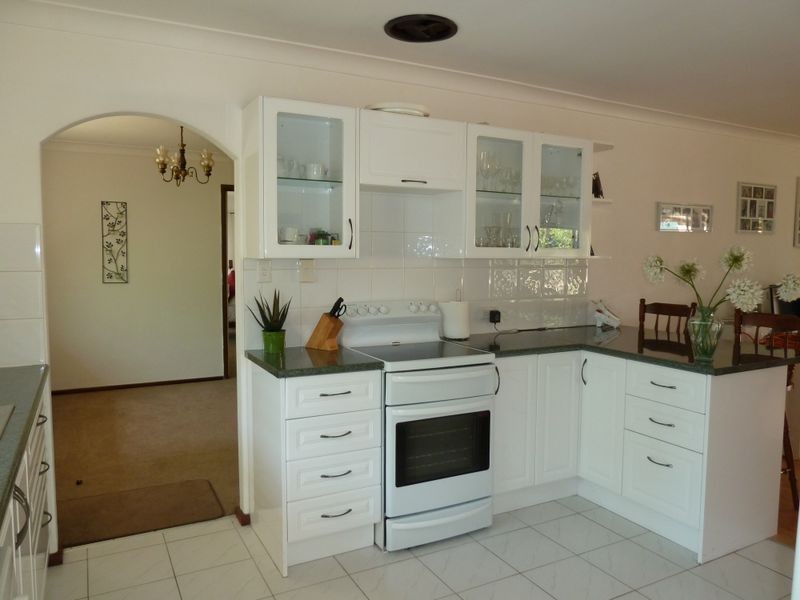 90 Regency Drive, Thornlie WA 6108