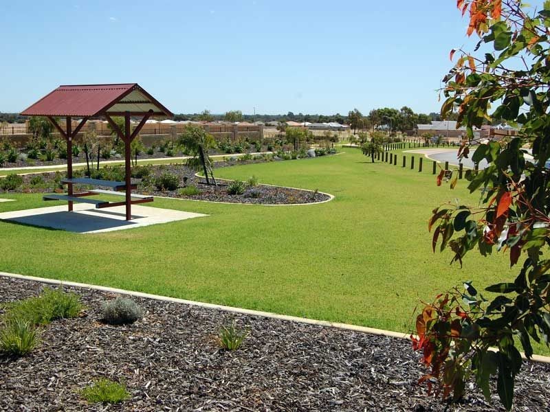 Lot 515 Smailes Elbow, Brookdale WA 6112