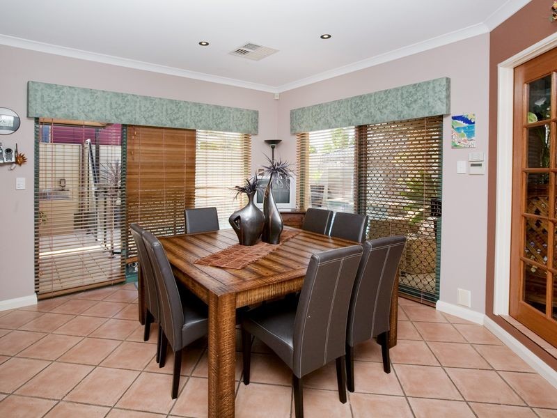 13 Lucas Loop, Canning Vale WA 6155