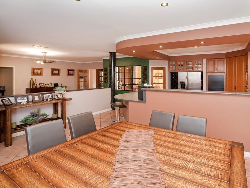 13 Lucas Loop, Canning Vale WA 6155