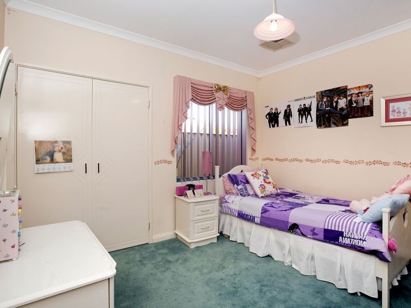 13 Lucas Loop, Canning Vale WA 6155