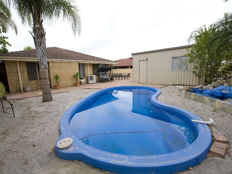 32 Blakemore Retreat, Huntingdale WA 6110