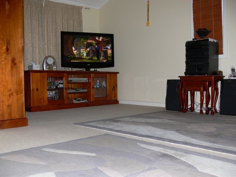 13 Mallard Street, Merredin WA 6415