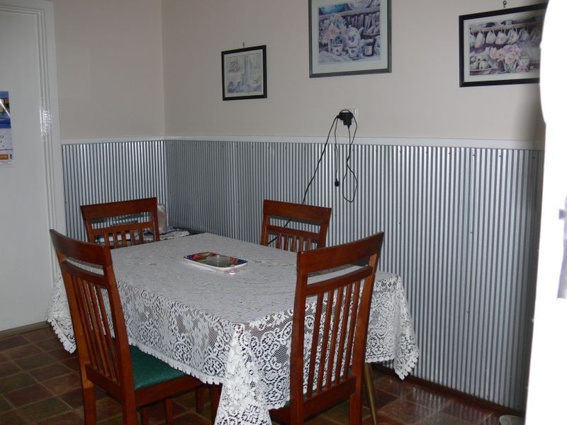 13 Mallard Street, Merredin WA 6415