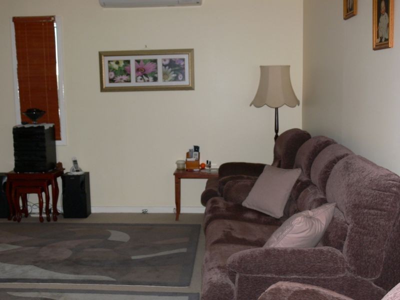 13 Mallard Street, Merredin WA 6415