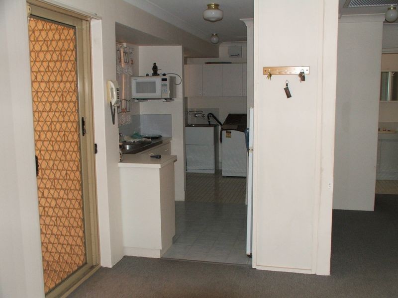 8/23 Helm Street, Maddington WA 6109