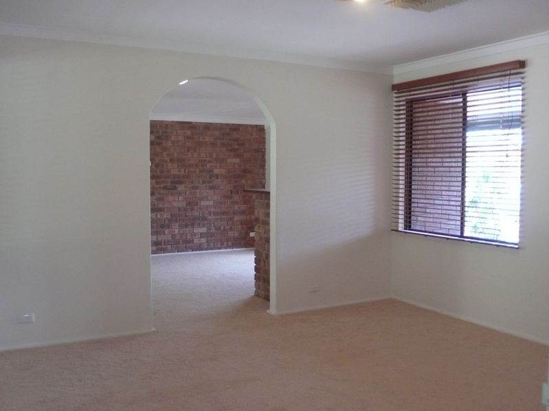 24 Storey Road, Thornlie WA 6108