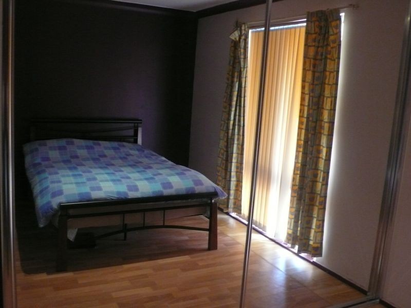 11 Levine Crt, Thornlie WA 6108