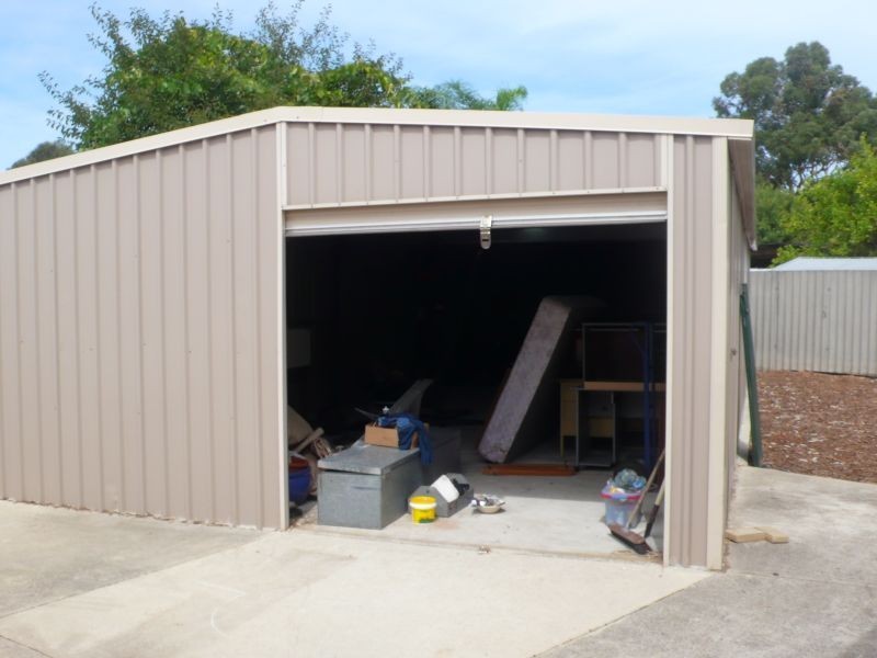 11 Levine Crt, Thornlie WA 6108