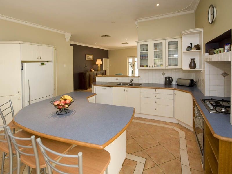 79 Verna Street, Gosnells WA 6110