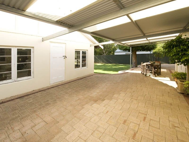 79 Verna Street, Gosnells WA 6110